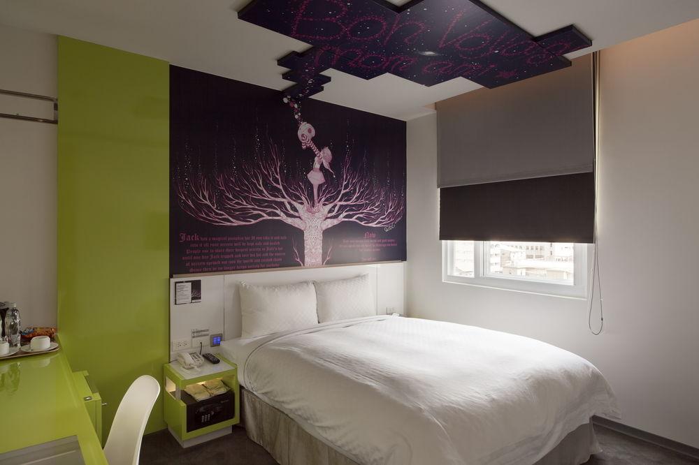 Cityinn Hotel Plus - Taichung Station Branch Екстериор снимка