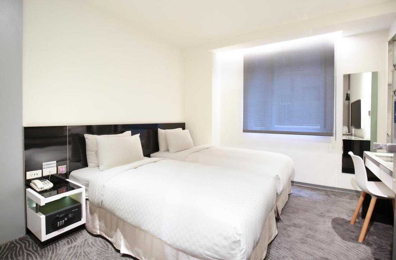 Cityinn Hotel Plus - Taichung Station Branch Екстериор снимка
