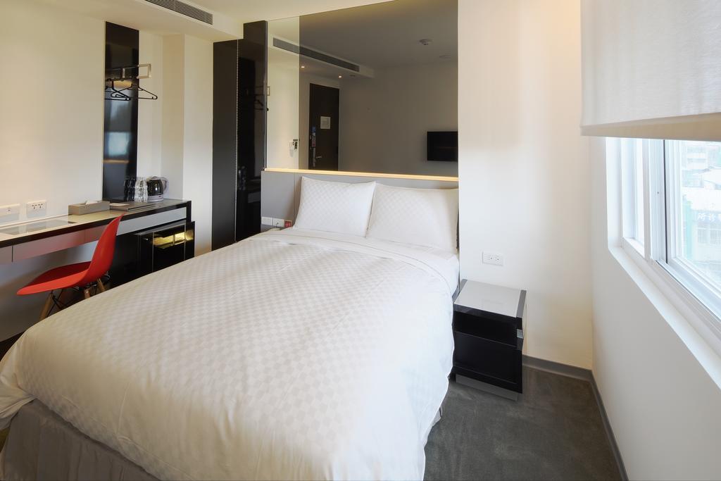 Cityinn Hotel Plus - Taichung Station Branch Екстериор снимка
