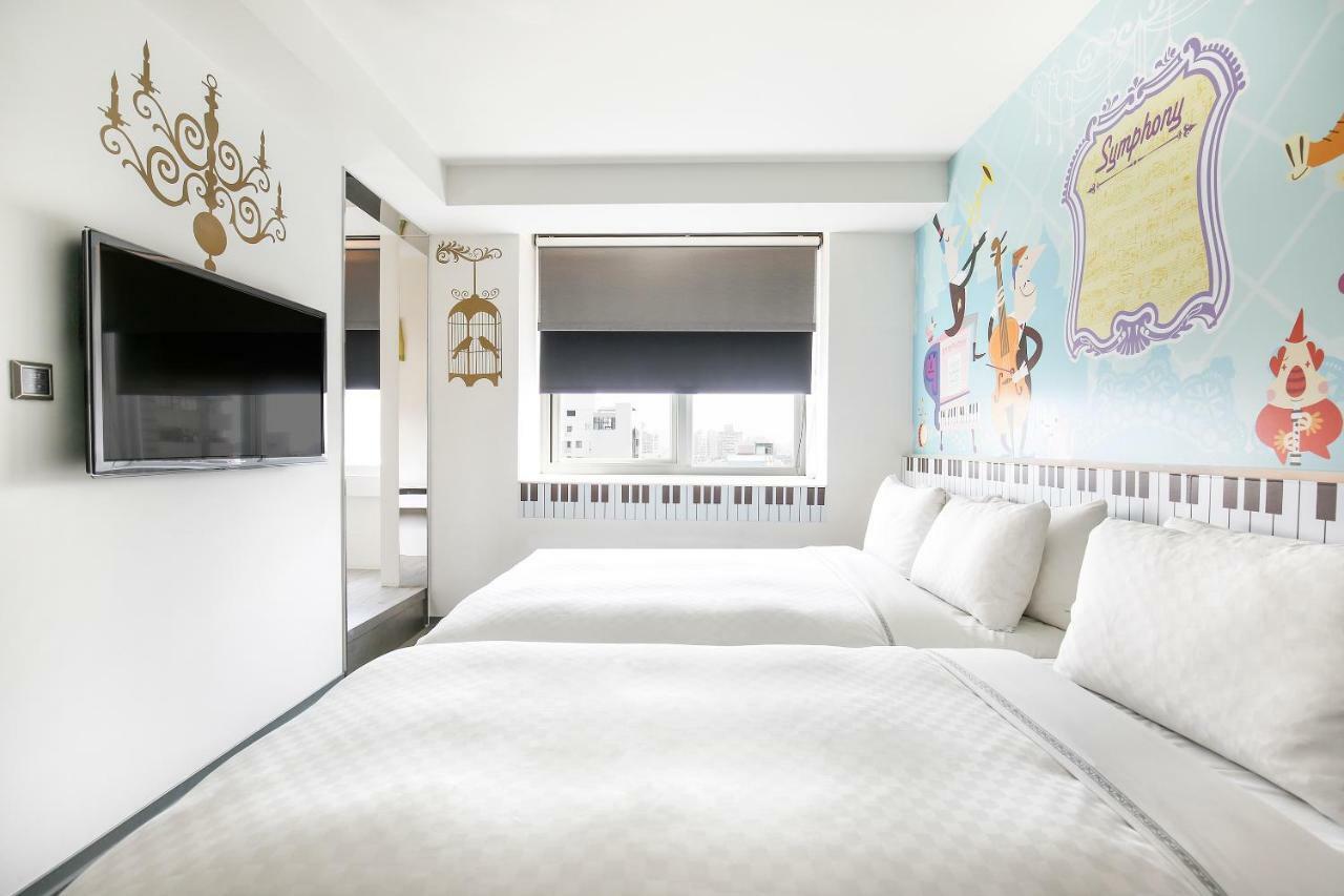 Cityinn Hotel Plus - Taichung Station Branch Екстериор снимка