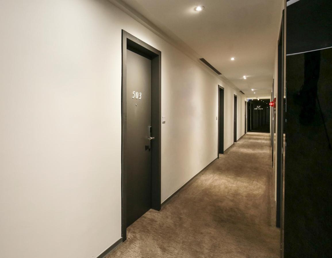 Cityinn Hotel Plus - Taichung Station Branch Екстериор снимка