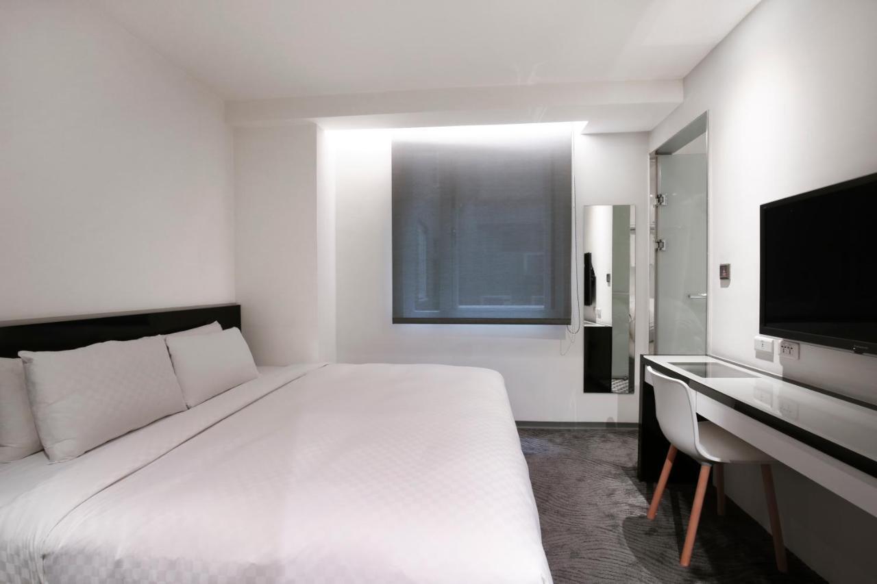 Cityinn Hotel Plus - Taichung Station Branch Екстериор снимка